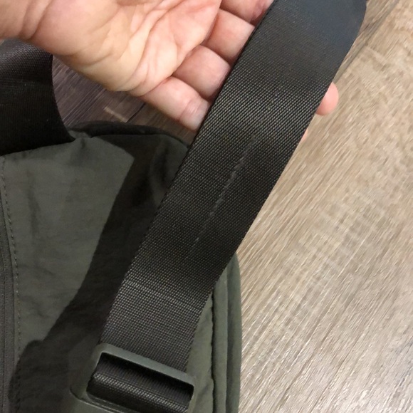 LULULEMON OG Everywhere Belt Bag 1L - Armory - Picture 12 of 13